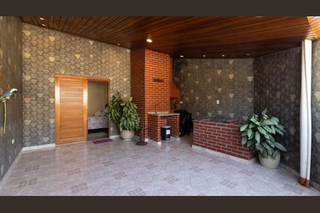 Casa à venda com 94m², 3 quartos e 2 vagas Casa à venda com 94m², 3 quartos e 2 vagasVaranda da Suíte