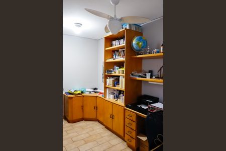 Casa para alugar com 320m², 3 quartos e 6 vagas Casa para alugar com 320m², 3 quartos e 6 vagasEscritório