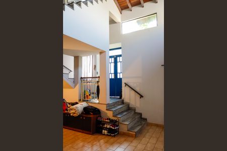 Casa para alugar com 320m², 3 quartos e 6 vagas Casa para alugar com 320m², 3 quartos e 6 vagasSala