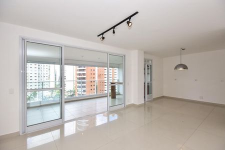Apartamento à venda com 213m², 3 quartos e 4 vagasSala de Jantar