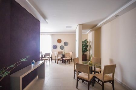 Apartamento à venda com 213m², 3 quartos e 4 vagas Apartamento à venda com 213m², 3 quartos e 4 vagasÁrea comum