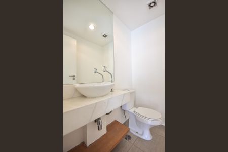 Apartamento à venda com 213m², 3 quartos e 4 vagasLavabo