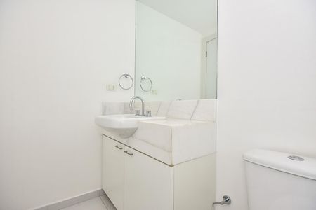 Apartamento à venda com 213m², 3 quartos e 4 vagasBanheiro Suíte 1