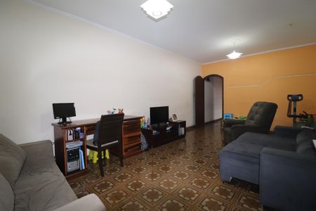 Casa à venda com 264m², 3 quartos e 2 vagasSala
