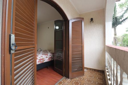 Casa à venda com 264m², 3 quartos e 2 vagasVaranda suíte