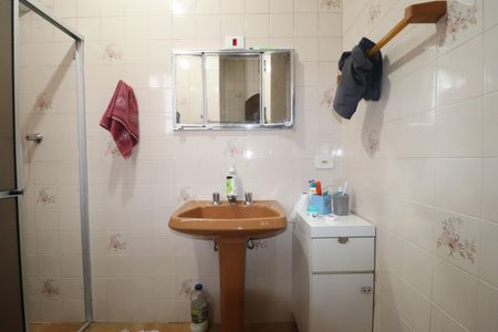 Casa à venda com 264m², 3 quartos e 2 vagasBanheiro 2