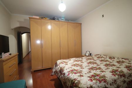 Casa à venda com 264m², 3 quartos e 2 vagassuíte