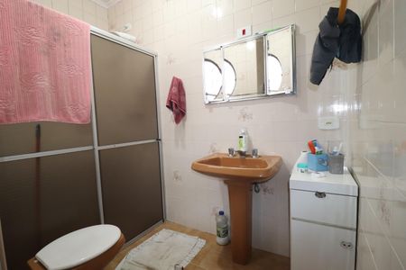 Casa à venda com 264m², 3 quartos e 2 vagasBanheiro 2