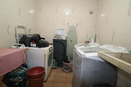 Casa à venda com 264m², 3 quartos e 2 vagasÁrea de Serviço