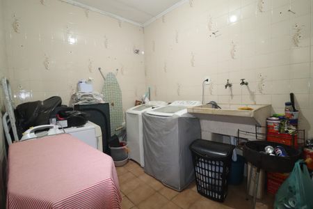 Casa à venda com 264m², 3 quartos e 2 vagasÁrea de Serviço