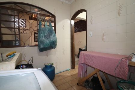 Casa à venda com 264m², 3 quartos e 2 vagasÁrea de Serviço