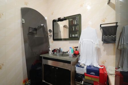 Casa à venda com 264m², 3 quartos e 2 vagasBanheiro da Suíte