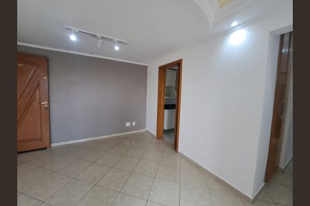 Apartamento à venda com 74m², 3 quartos e 1 vagaSala