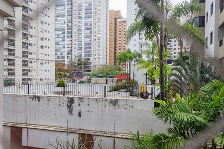 Apartamento para alugar com 176m², 5 quartos e 2 vagas Apartamento para alugar com 176m², 5 quartos e 2 vagasVista do Quarto 3