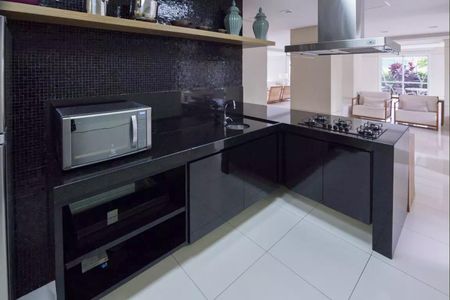 Apartamento para alugar com 176m², 5 quartos e 2 vagas Apartamento para alugar com 176m², 5 quartos e 2 vagasÁrea comum - Salão de festas