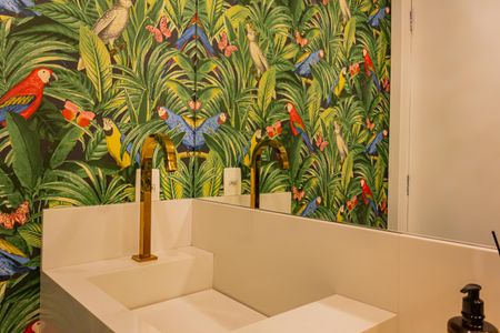 Apartamento para alugar com 176m², 5 quartos e 2 vagas Apartamento para alugar com 176m², 5 quartos e 2 vagasLavabo