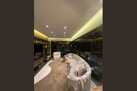 Apartamento à venda com 2 quartos, 71m² em Copacabana, Rio de Janeiro