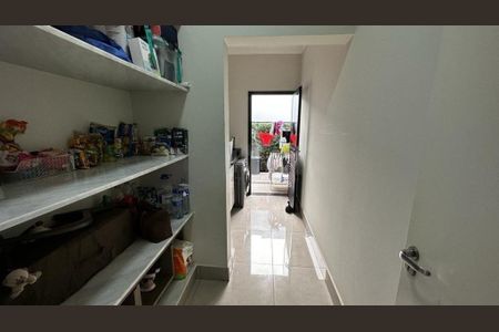 Casa à venda com 190m², 3 quartos e 4 vagas