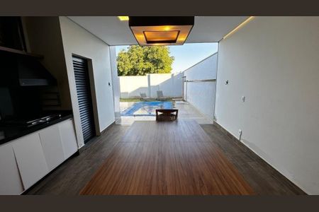 Casa à venda com 190m², 3 quartos e 4 vagas