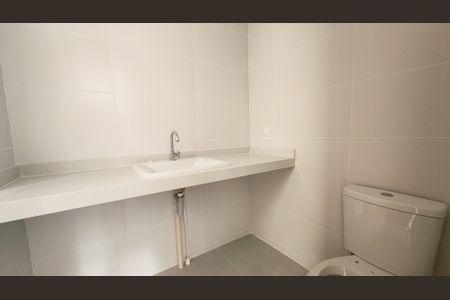 Apartamento à venda com 112m², 2 quartos e 2 vagasBanheiro da Suíte