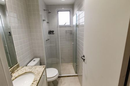 Apartamento para alugar com 138m², 3 quartos e 2 vagas Apartamento para alugar com 138m², 3 quartos e 2 vagasBanheiro da Suíte 2