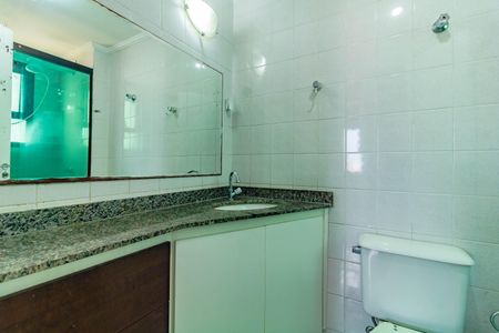 Apartamento para alugar com 63m², 2 quartos e 1 vaga Apartamento para alugar com 63m², 2 quartos e 1 vagaBanheiro