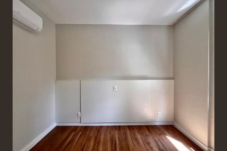 Quarto de apartamento para alugar com 1 quarto, 51m² em Cambuí, Campinas