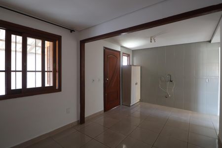 Casa à venda com 78m², 2 quartos e 2 vagasSala/Cozinha