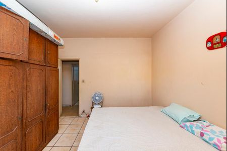 Casa à venda com 240m², 3 quartos e 2 vagas Casa à venda com 240m², 3 quartos e 2 vagasQuarto 3