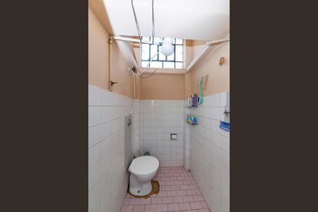 Casa à venda com 240m², 3 quartos e 2 vagas Casa à venda com 240m², 3 quartos e 2 vagasCasa 2