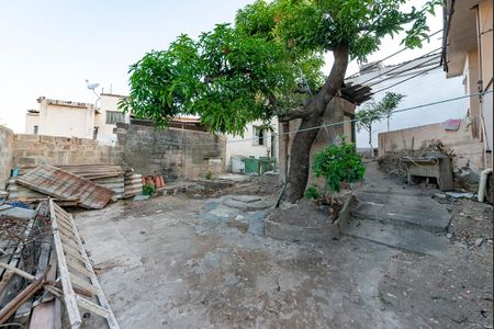 Casa à venda com 240m², 3 quartos e 2 vagas Casa à venda com 240m², 3 quartos e 2 vagasQuintal