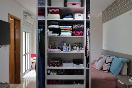 Apartamento à venda com 180m², 3 quartos e 3 vagasCloset da Suíte