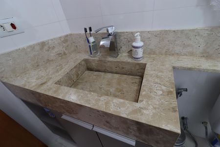 Apartamento à venda com 180m², 3 quartos e 3 vagasBanheiro da Suíte