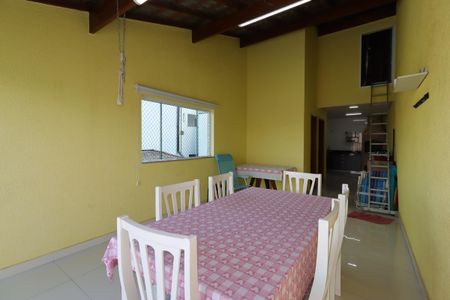 Apartamento à venda com 180m², 3 quartos e 3 vagasÁrea Social