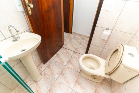 Casa de condomínio à venda com 65m², 2 quartos e 1 vagaBanheiro