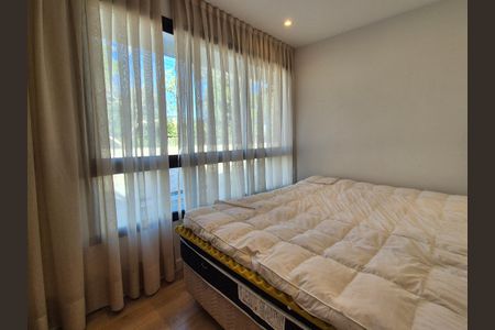 Apartamento à venda com 222m², 3 quartos e 2 vagas Apartamento à venda com 222m², 3 quartos e 2 vagasSuíte 2