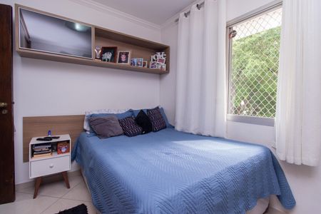 Apartamento à venda com 97m², 3 quartos e 2 vagas Apartamento à venda com 97m², 3 quartos e 2 vagasQuarto 1