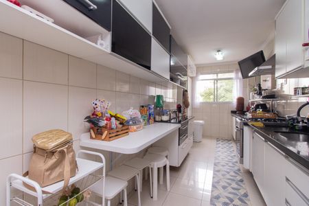 Apartamento à venda com 97m², 3 quartos e 2 vagas Apartamento à venda com 97m², 3 quartos e 2 vagasCozinha