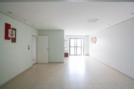 Apartamento para alugar com 214m², 3 quartos e 3 vagas Apartamento para alugar com 214m², 3 quartos e 3 vagasSala 1
