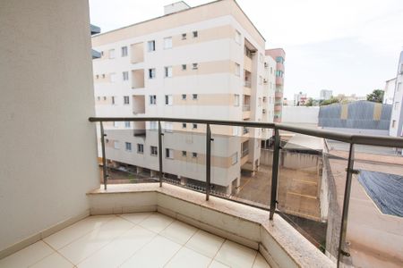Apartamento para alugar com 214m², 3 quartos e 3 vagas Apartamento para alugar com 214m², 3 quartos e 3 vagasVaranda da Sala 1