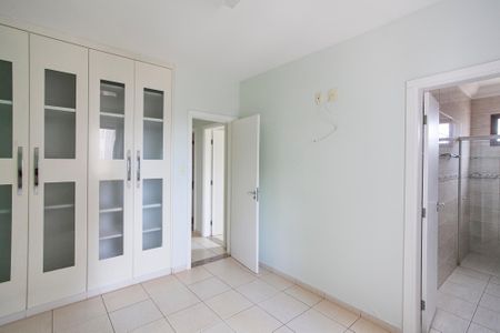 Apartamento para alugar com 214m², 3 quartos e 3 vagas Apartamento para alugar com 214m², 3 quartos e 3 vagasSuite