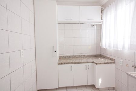 Apartamento para alugar com 214m², 3 quartos e 3 vagas Apartamento para alugar com 214m², 3 quartos e 3 vagasÁrea de Serviço