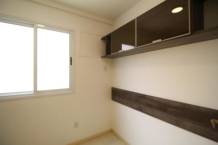 Casa de condomínio à venda com 150m², 4 quartos e 2 vagasQuarto