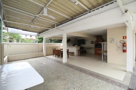 Casa de condomínio à venda com 150m², 4 quartos e 2 vagasÁrea comum - Churrasqueira