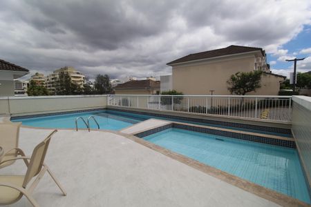 Casa de condomínio à venda com 150m², 4 quartos e 2 vagasÁrea comum - Piscina