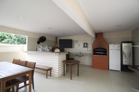 Casa de condomínio à venda com 150m², 4 quartos e 2 vagasÁrea comum - Churrasqueira