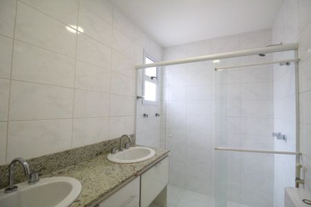 Casa de condomínio à venda com 150m², 4 quartos e 2 vagasBanheiro da Suíte 3