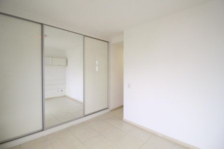 Casa de condomínio à venda com 150m², 4 quartos e 2 vagasSuíte 3