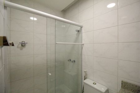 Casa de condomínio à venda com 150m², 4 quartos e 2 vagasBanheiro da Suíte 1