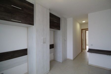 Casa de condomínio à venda com 150m², 4 quartos e 2 vagasSuíte 2